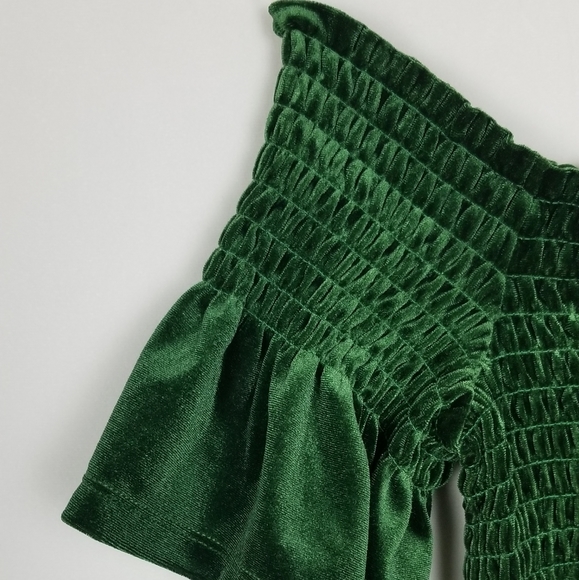 BP Off the Shoulders Green Velvet Crop Top - Picture 3 of 8